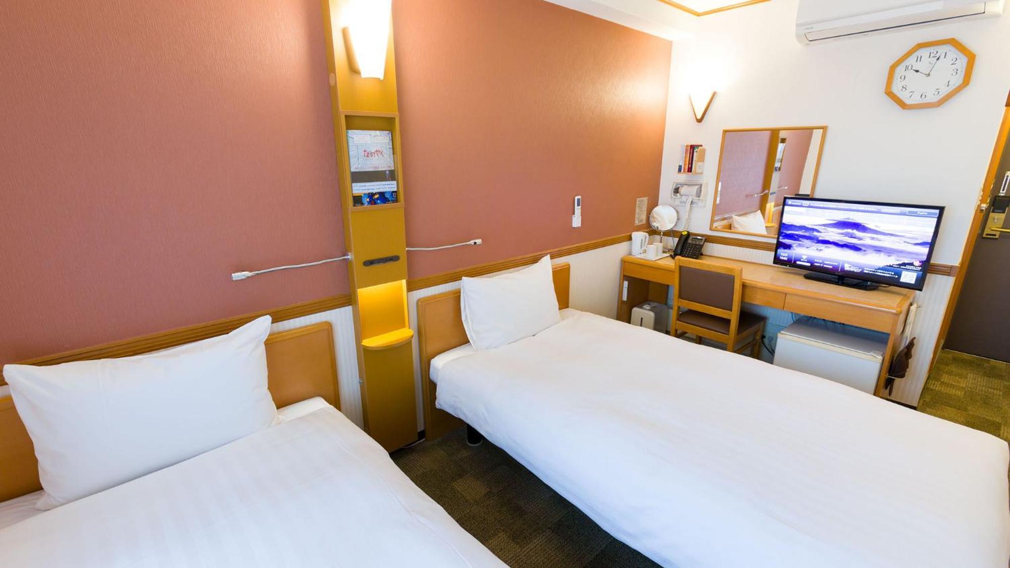 Toyoko Inn Nara Shin Omiya Ekimae الغرفة الصورة